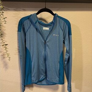 Columbia Omni- Shade jacket size S